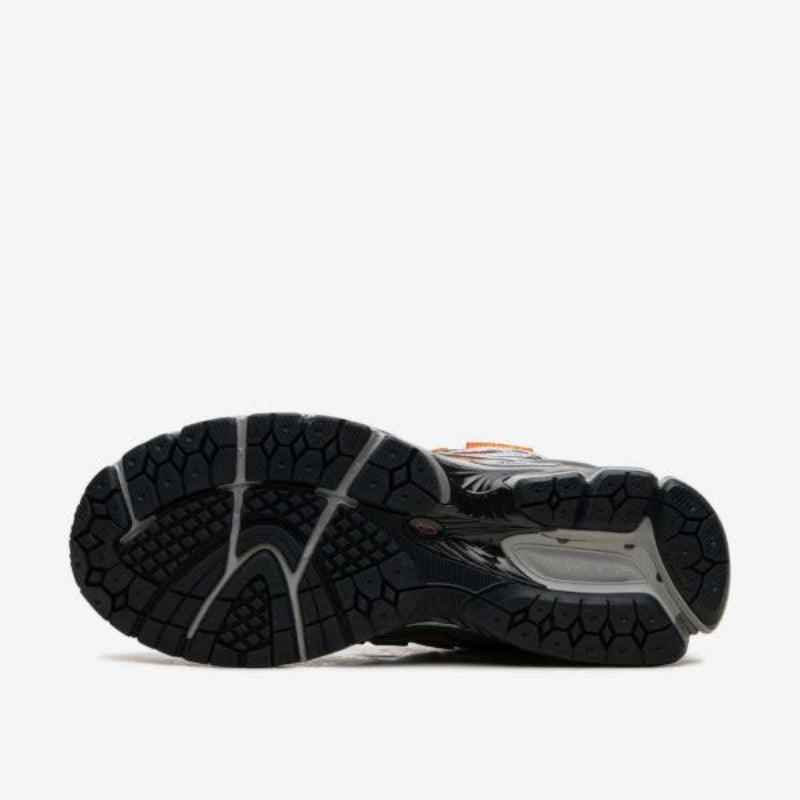 SB x NB 1906R “Lava”